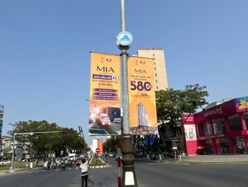 Treo phướn BHS 4