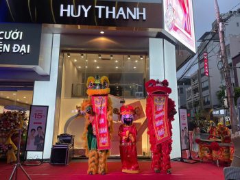 khai trương cửa hàng Huy Thanh