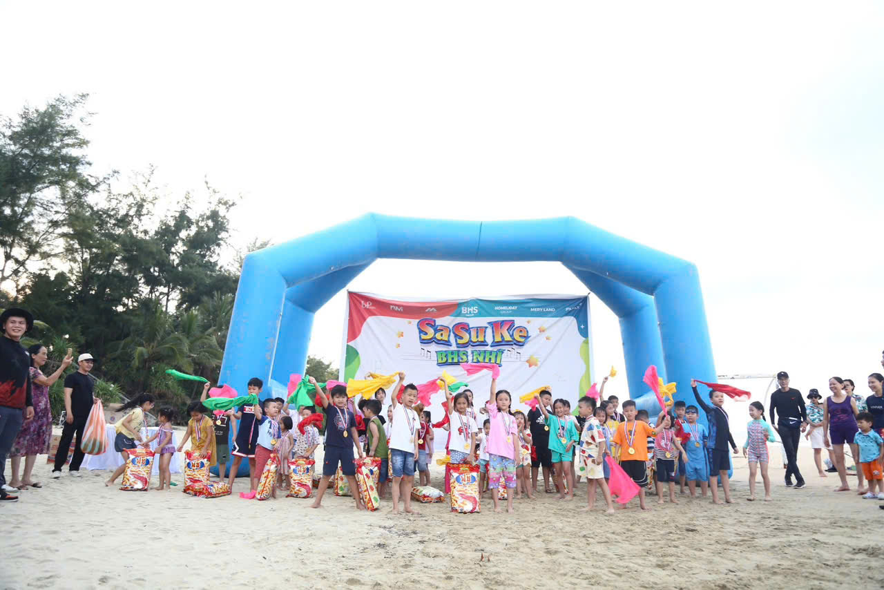Tổ chức teambuilding
