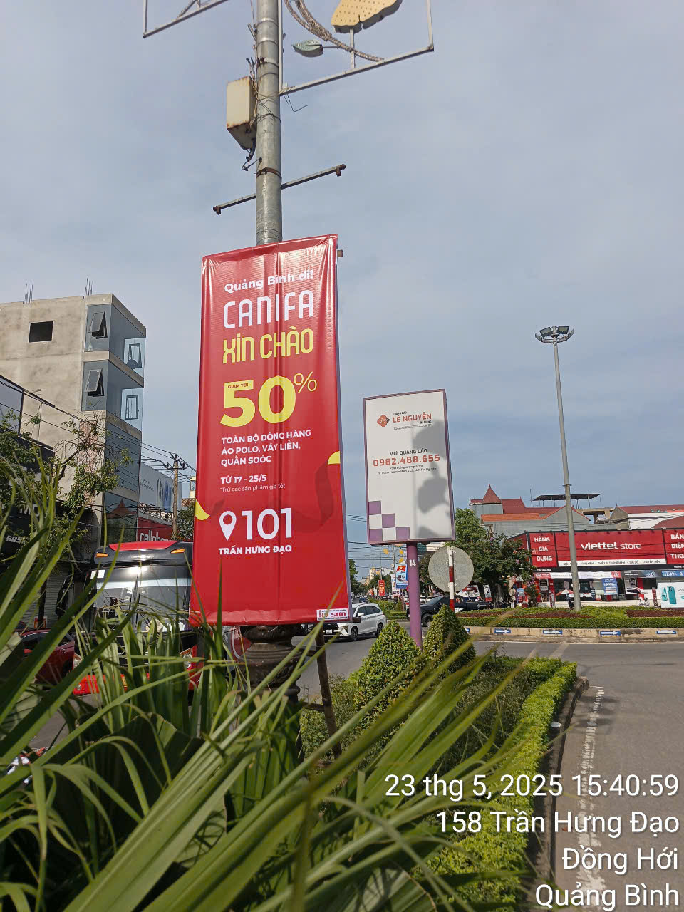 treo phướn canifa