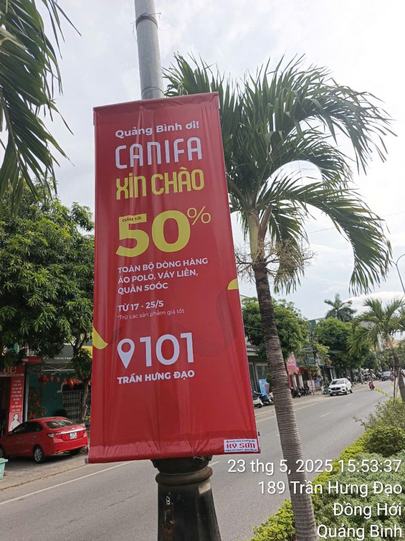 Treo phướn Canifa 3