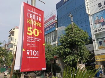 Treo phướn Canifa 4