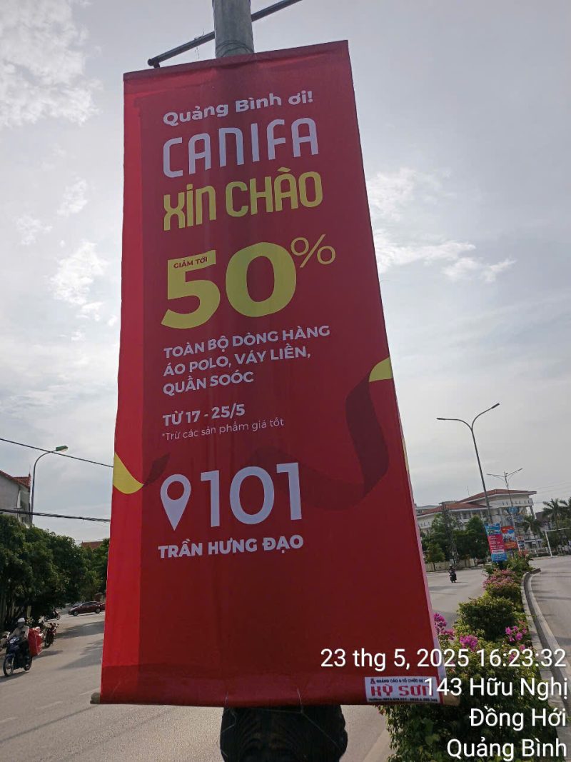 Treo phướn Canifa 6