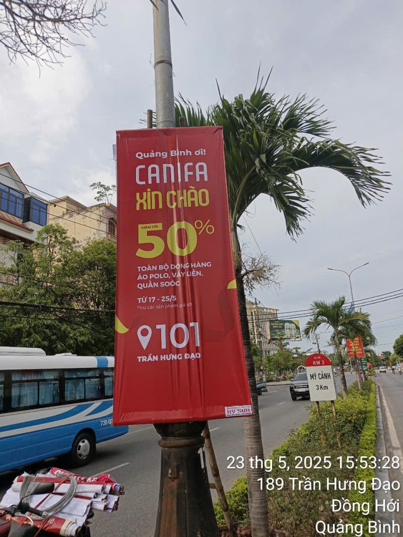 Treo phướn Canifa 7